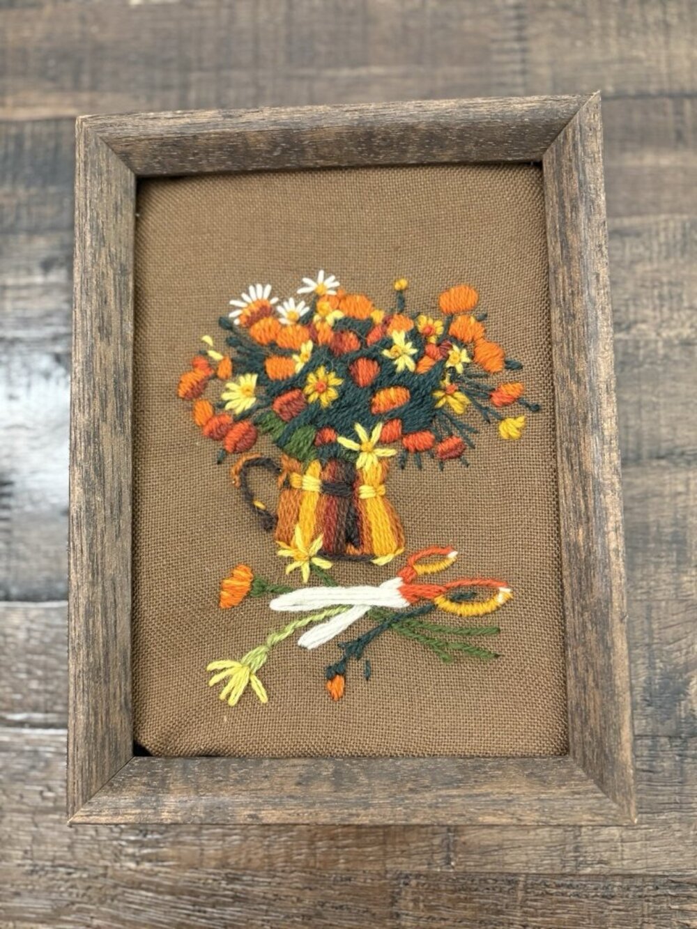 Vintage Retro Floral Bouquet Crewel Embroidery Framed Cottage Art Decor 8” x 6”